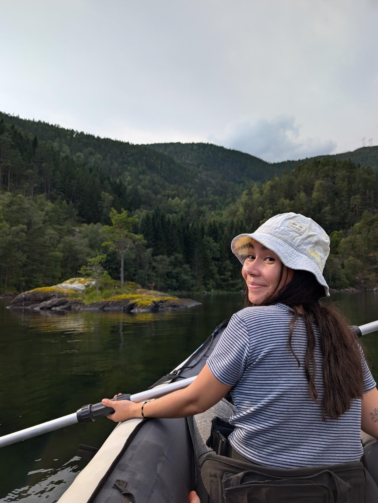 Postkarte mit einem Schnappschuss beim Kayak fahren